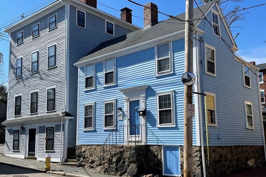 Building Photo - 50 Elm St