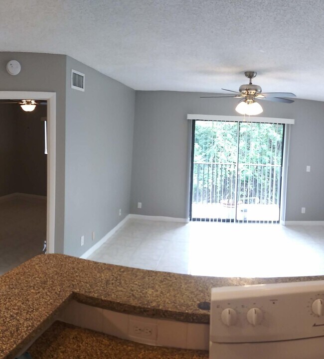 Building Photo - 522 Trace Cir