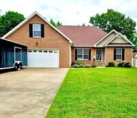 Building Photo - 2871 Prince Dr