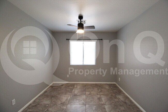 Building Photo - 14867 W Acapulco Ln