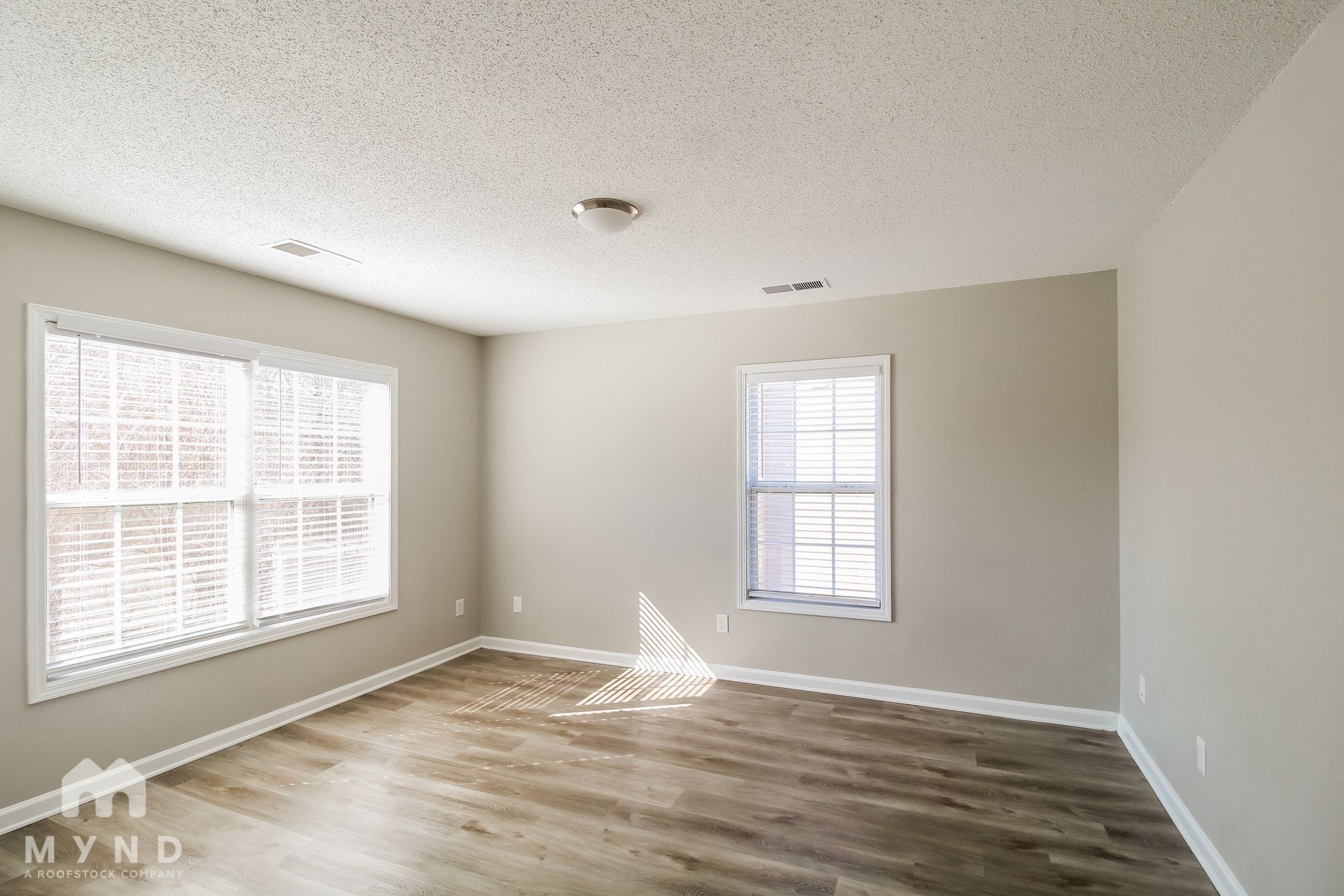 Building Photo - 1740 Jessica Ct