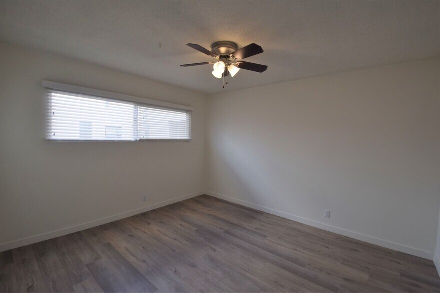 Building Photo - 4920 Laurel Canyon Blvd