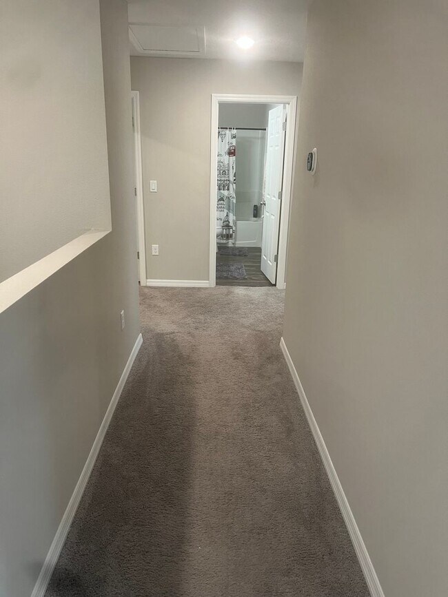 Building Photo - Spacious 5BR House in Winter Haven