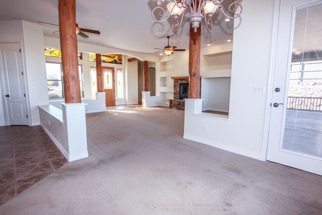 Building Photo - Prescott Estates Three Bedroom Home