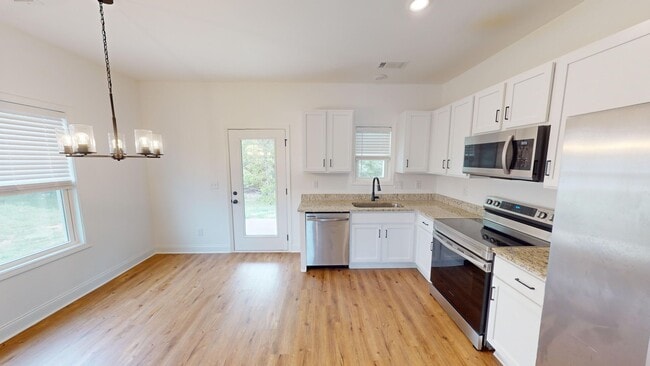 Primary Photo - The Villages at Bear Creek 2 Bedroom Townh...