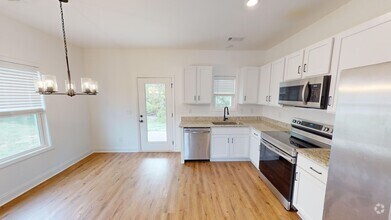 Building Photo - The Villages at Bear Creek 2 Bedroom Townh...