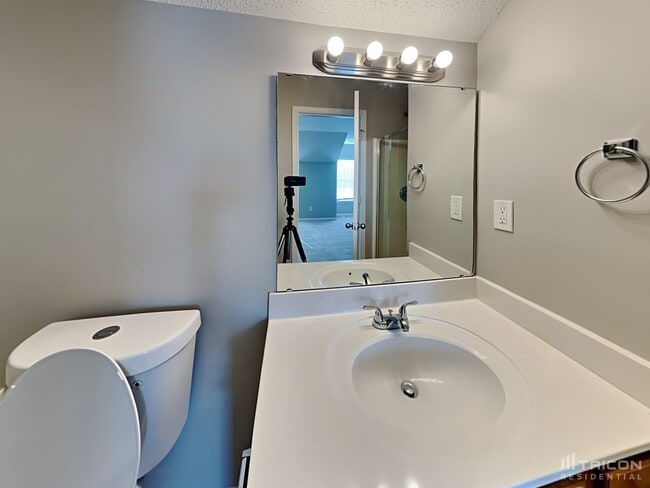 Building Photo - 5118 Quaking Grass Ct