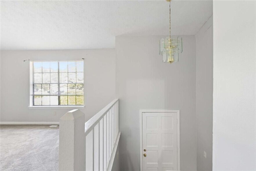 Building Photo - 7055 Hania Dr