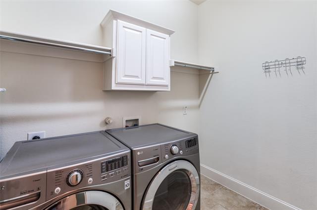 Building Photo - 13659 Thornton Dr