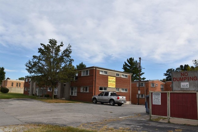 Building Photo - 1808 Chambers Road - 1808C