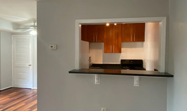 Building Photo - 3404 25th St S