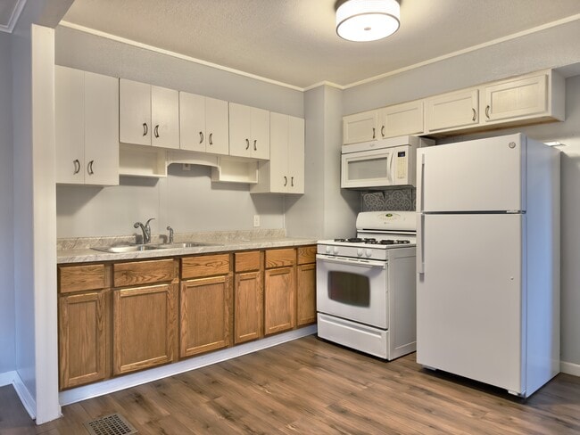 Building Photo - 2312 Ridge Ave