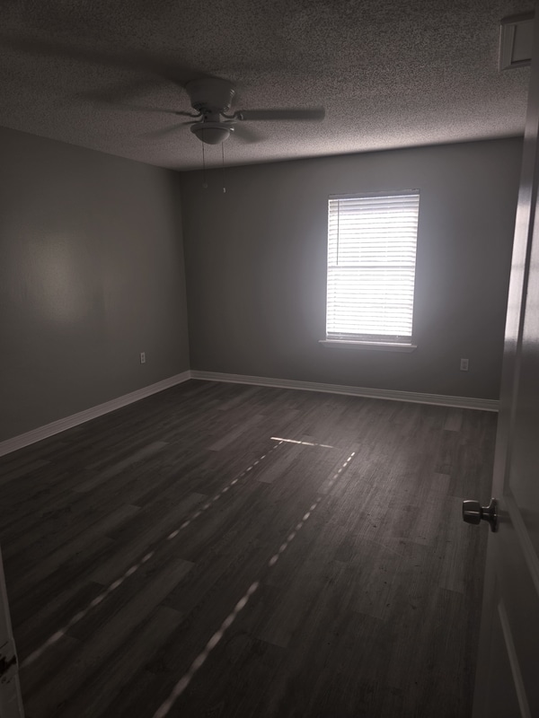 Building Photo - 42493 Barry Ct