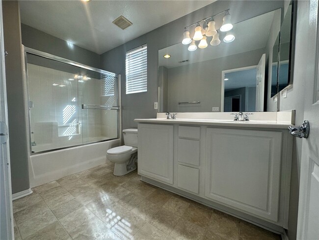 Building Photo - 14886 Shetland Ct