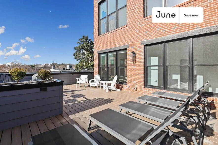 Building Photo - 2147 P St NW