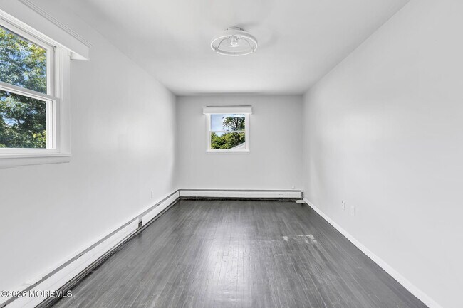 Building Photo - 67 Shady Nook Dr