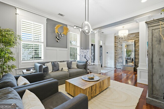 Building Photo - 277 Catherine View