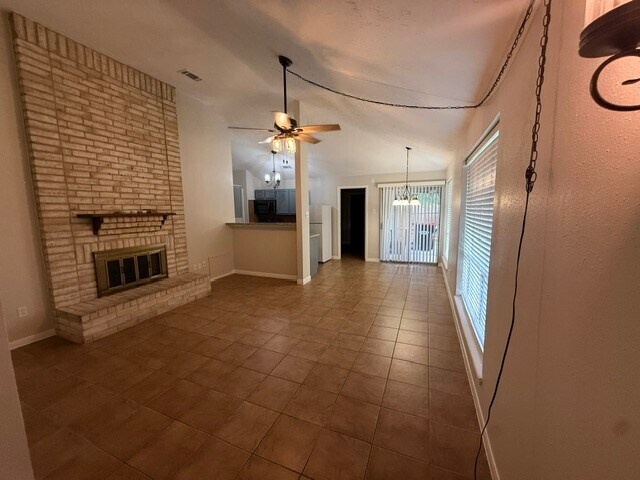 Building Photo - 3121 Oak Rock