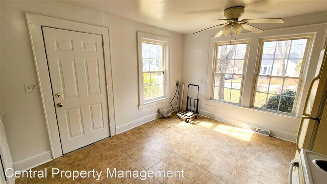 Building Photo - 3 br, 1 bath House - 209 Cumberland Avenue