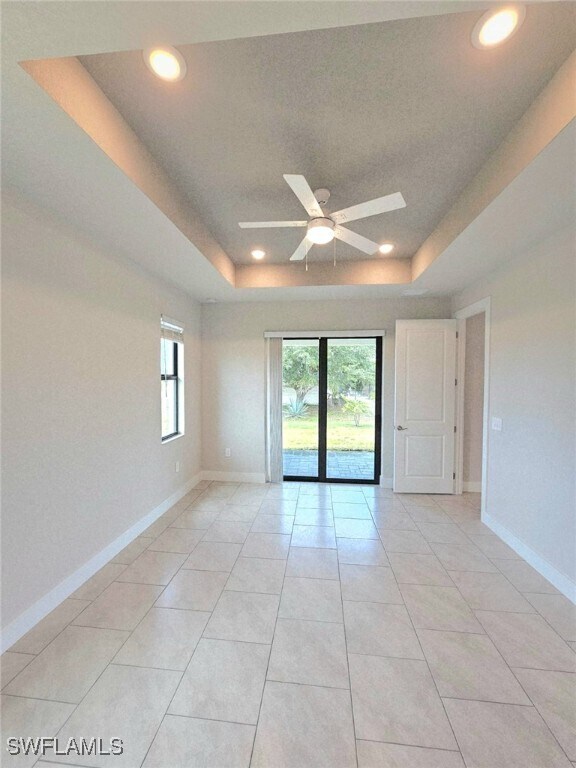 Building Photo - 1704 NW 38th Ave