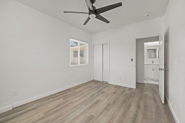 Building Photo - Private pool oasis!