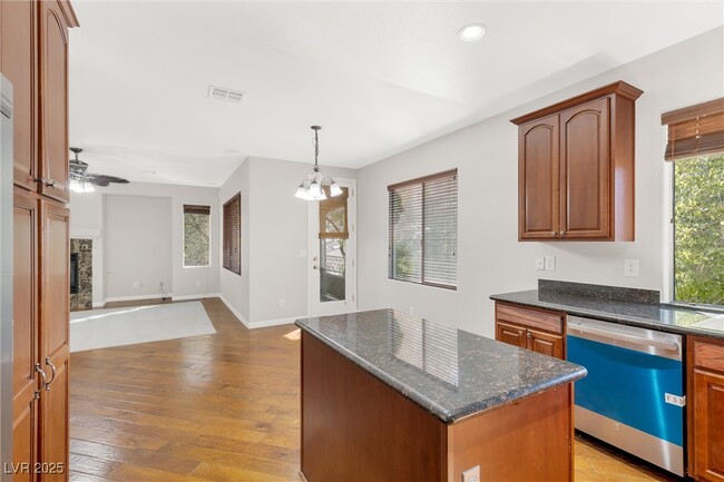 Building Photo - 11837 Luna Del Mar Ln