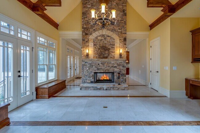 Building Photo - 6213 Arnall Ct