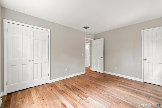 Building Photo - 115 Forty Acre Mountain Rd
