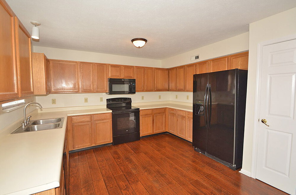 Building Photo - 453 Yorktown Ln