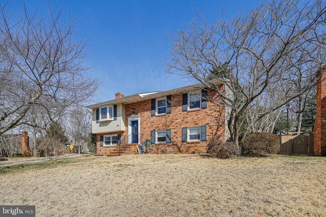 Building Photo - 510 Retford Dr
