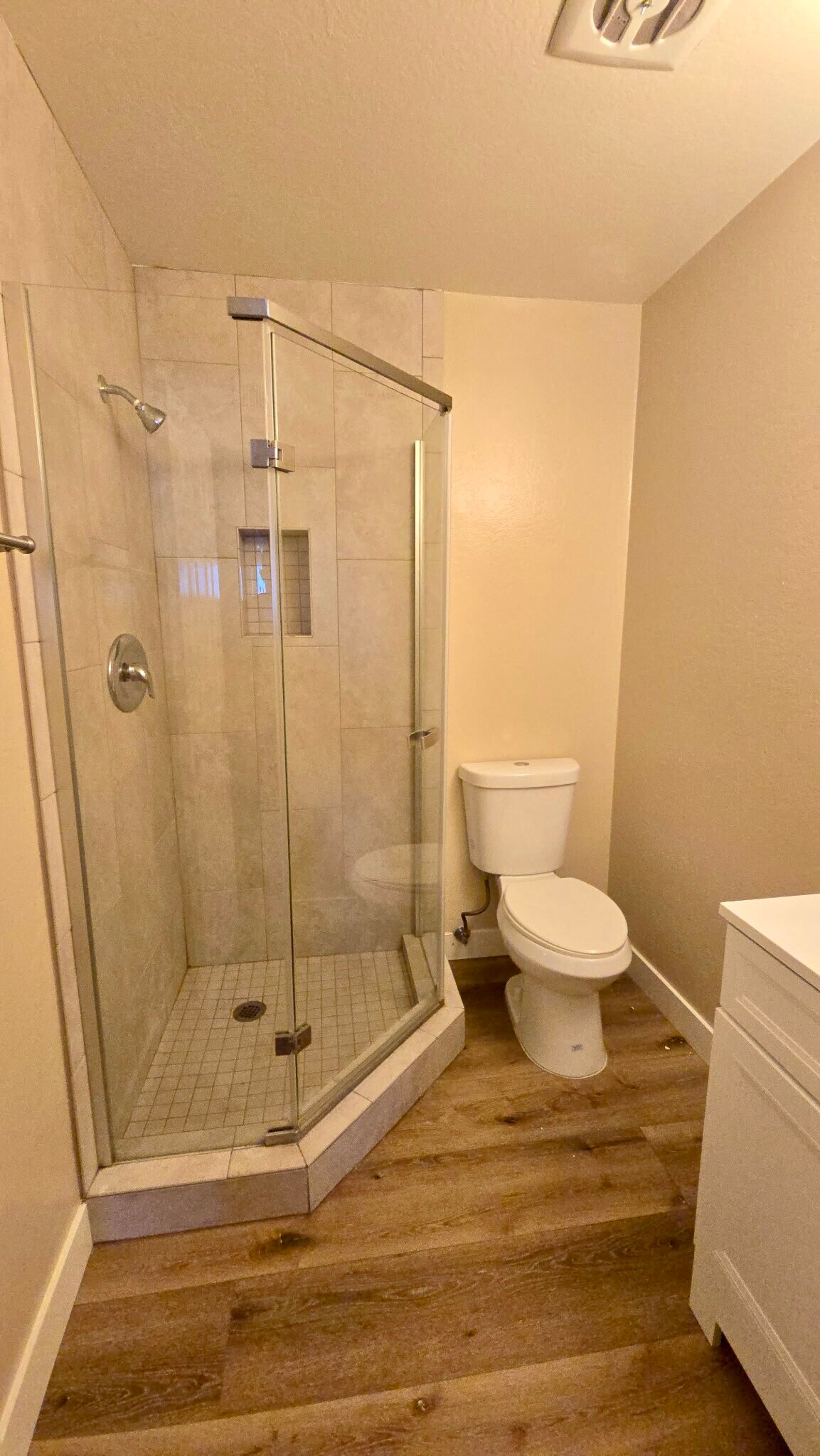 Building Photo - 555 E Lemon Ave