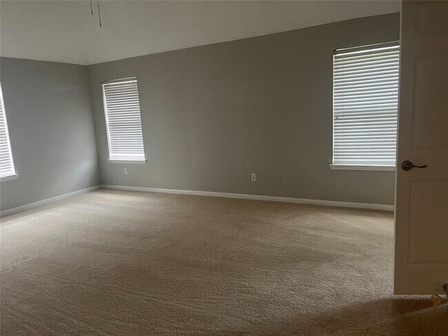 Building Photo - 1123 Elmgrove Park Ln