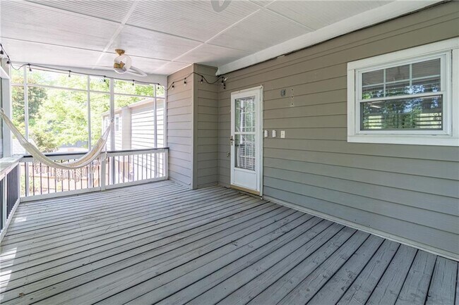 Building Photo - 3410 Dry Creek Rd