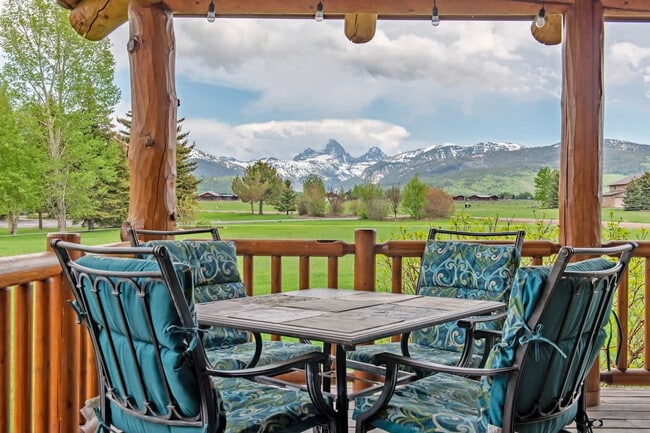 Building Photo - 2477 Middle Teton Rd