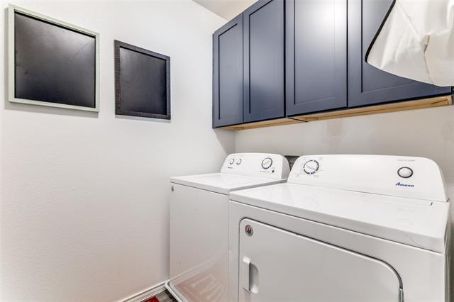 Building Photo - 1044 Knightly Ln