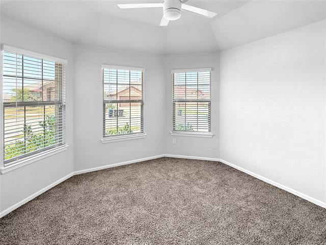 Building Photo - 9749 Walnut Cove Dr