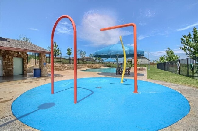 Building Photo - 102 Sulphur River Lp