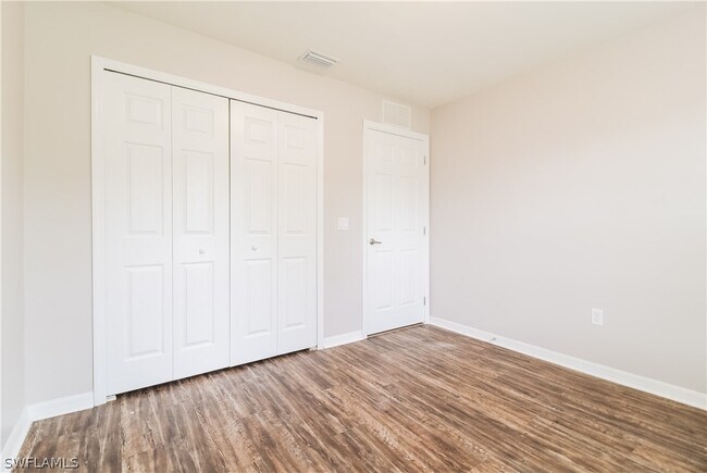 Building Photo - 3802 35th St SW