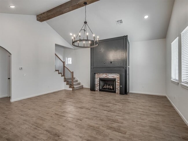 Building Photo - 8322 Robin Wy