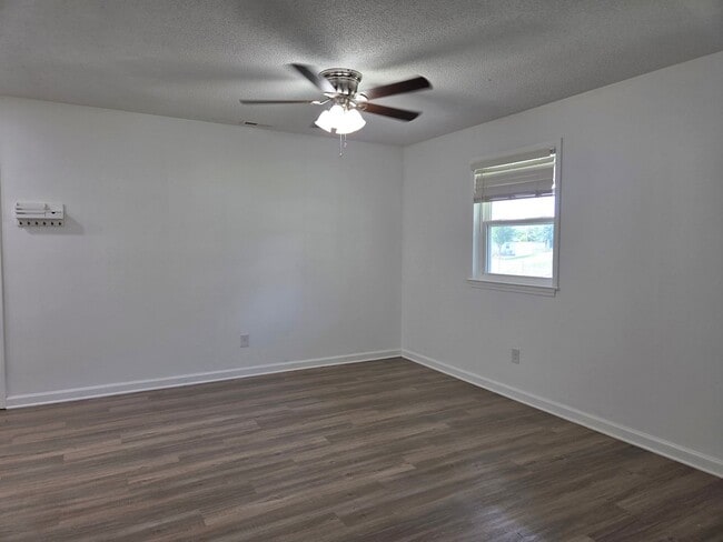 Building Photo - 4 bedroom in Maiden