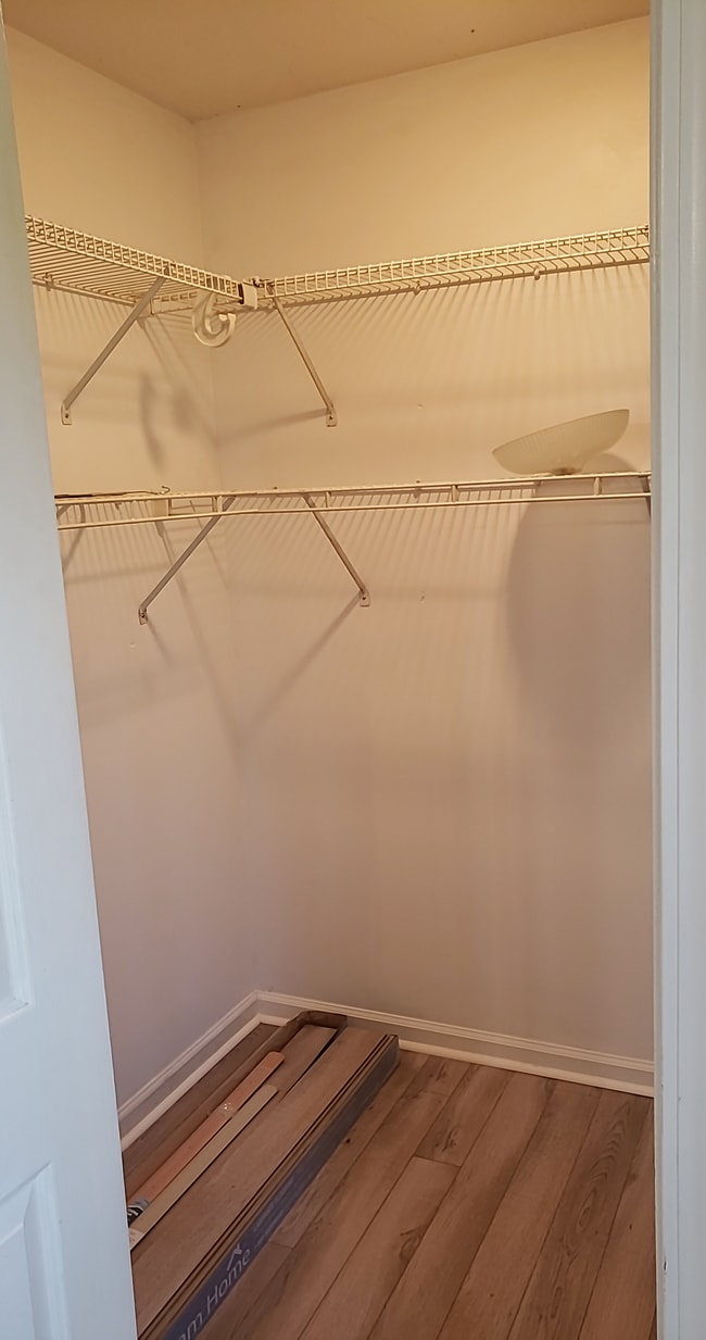 Building Photo - Westwood Duplex
