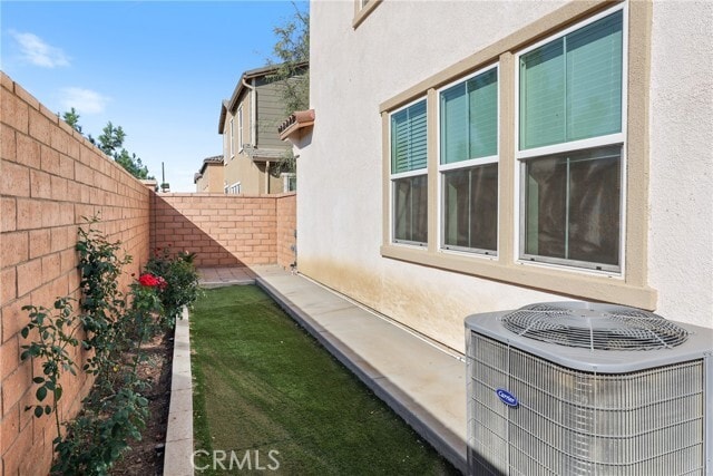 Building Photo - 3938 E Cambria Privado