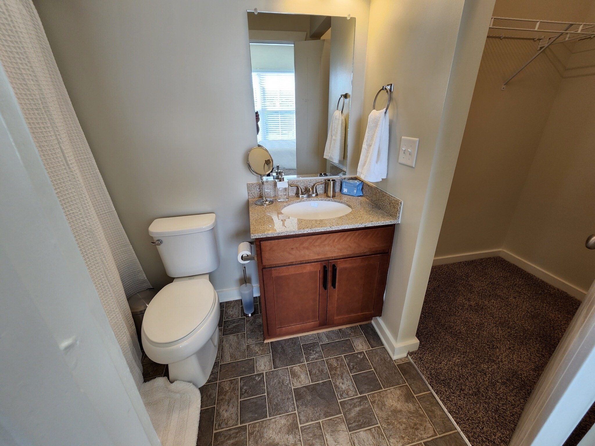 Building Photo - 2912 Mulberry St SE