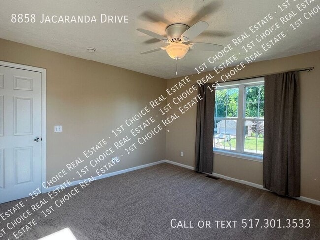 Building Photo - 8858 Jacaranda Dr