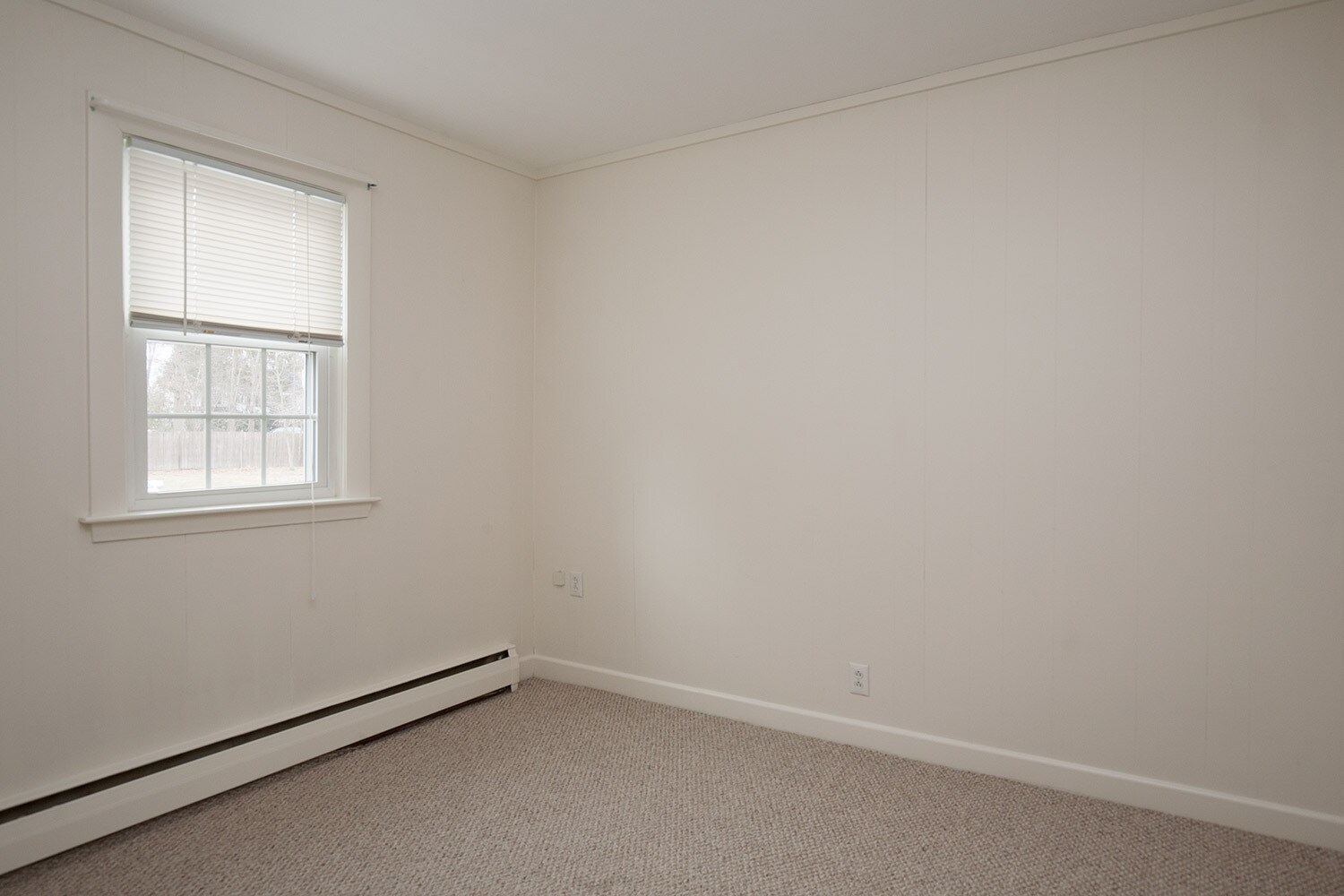 Building Photo - 142 Belknap St