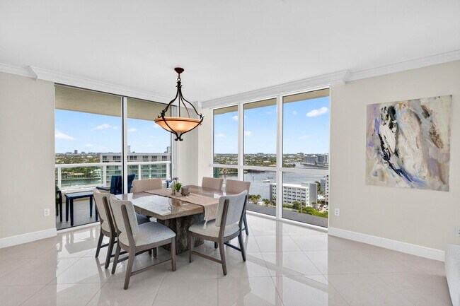 Building Photo - 101 S Fort Lauderdale Beach Blvd