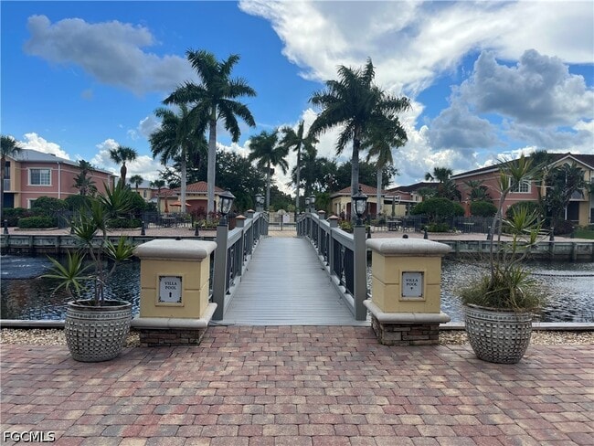 Building Photo - 10110 Villagio Palms Way