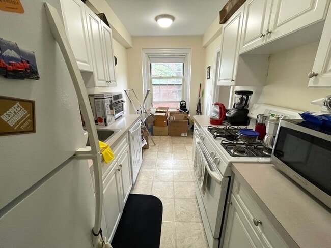 Building Photo - 1401 Beacon St