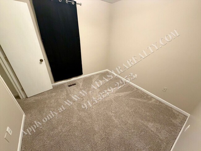 Building Photo - Beautiful Ranch Home in Park Hill School District-Coming SOON!