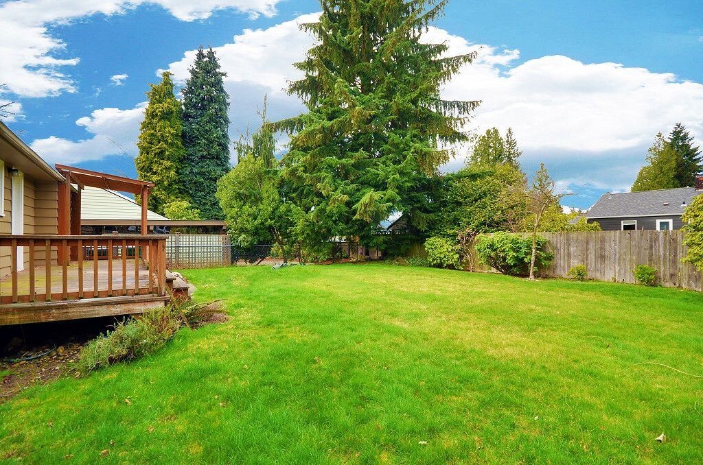 Building Photo - Remodeled Wedgewood Home!